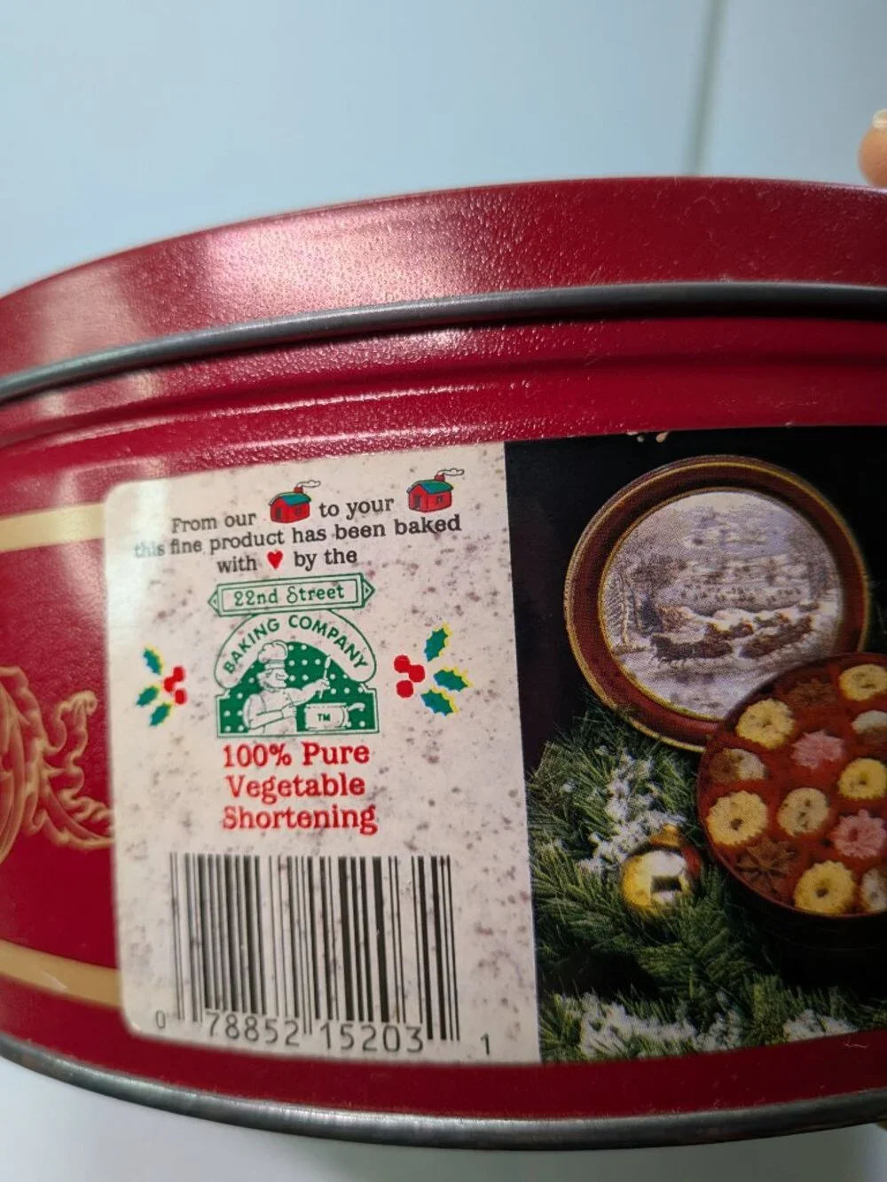 Vintage Currier Ives Central Park in Winter Holiday Cookie Tin Lid Plaque 10x3.7